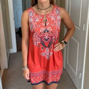 Shift dress with front cutout